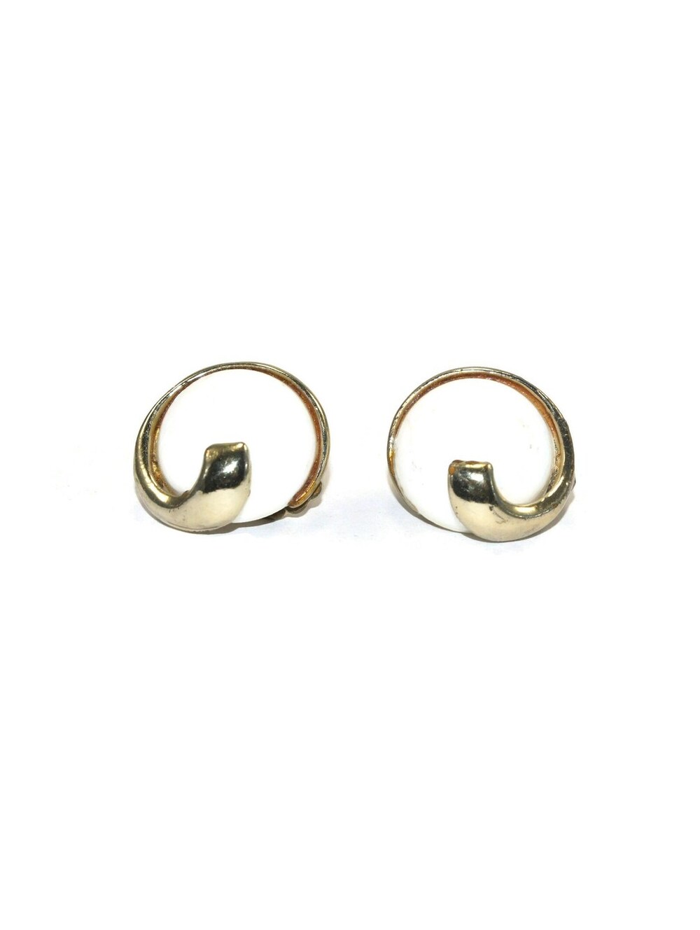 Vintage Gold Tone and White Plastic Cabochon Round Clip on Earrings.